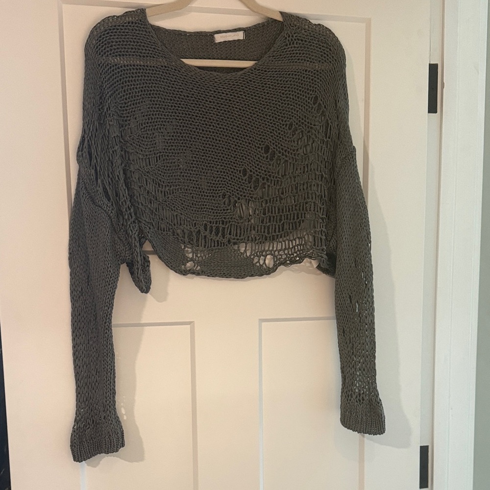 Off-the-Shoulder Distressed Knit Sweater - Gray